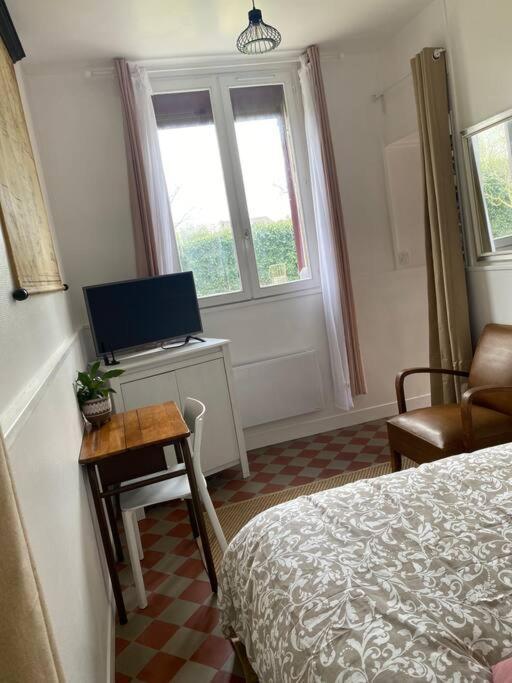 Studio Epicea Avec Jardin Dans Charmante Propriete Méry-sur-Oise Eksteriør billede